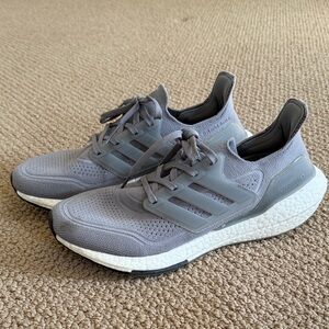 Adidas Ultraboost Tennis Shoes